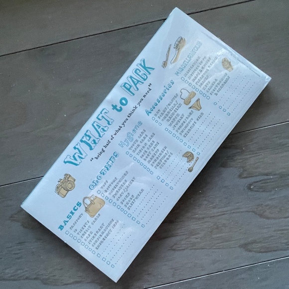 NWT Get Out of Town Bundle: Travel Pouch, Skincare Minis, Packing Guide - Picture 2 of 12